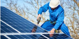 Installation Maintenance Panneaux Solaires Photovoltaïques à Estry